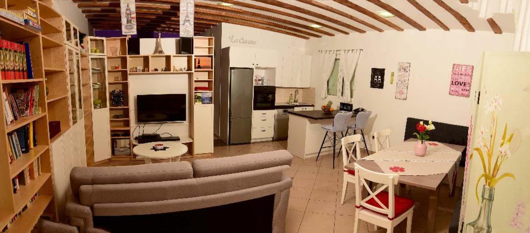 Apartamento Studio Tami I Barbi Opatija Exterior foto